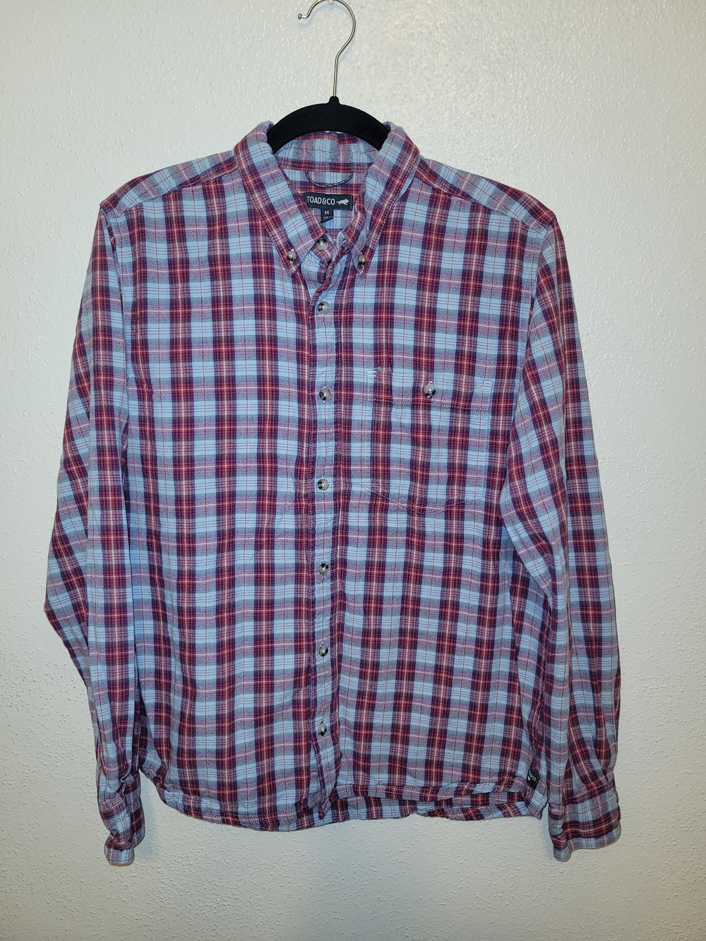 Toad & Co Men’s Flannel Red And Light Blue Plaid Button-Down Shirt Medium